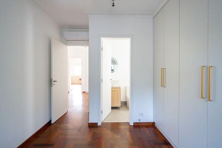 Casa à venda com 500m², 3 quartos e 4 vagas