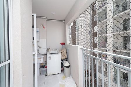Apartamento à venda com 47m², 3 quartos e 1 vagaÁrea de Serviço / Varanda