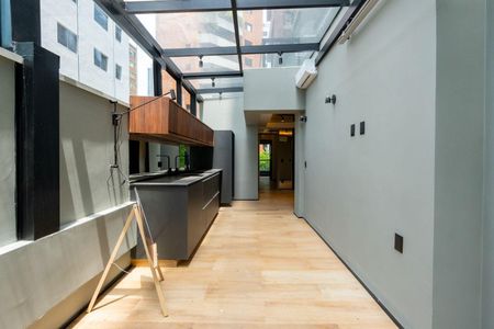 Apartamento à venda com 67m², 1 quarto e sem vaga