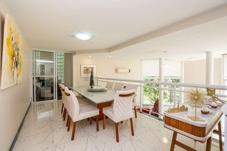Casa à venda com 4 quartos, 249m² em Vila Progresso, Niterói