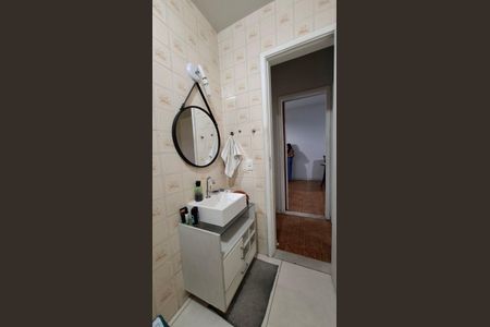 Apartamento à venda com 81m², 2 quartos e 1 vagaBanheiro