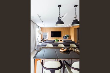 Apartamento à venda com 4 quartos, 251m² em Campo Belo, São Paulo