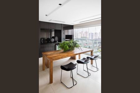 Apartamento à venda com 4 quartos, 251m² em Campo Belo, São Paulo