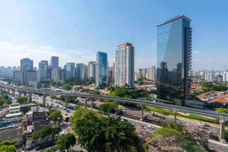 Apartamento à venda com 2 quartos, 94m² em Vila Cordeiro, São Paulo