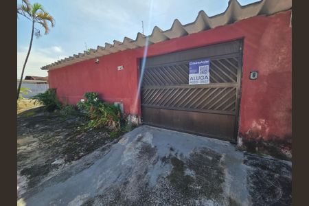 Fachada de casa para alugar com 3 quartos, 190m² em Vilamar, Praia Grande