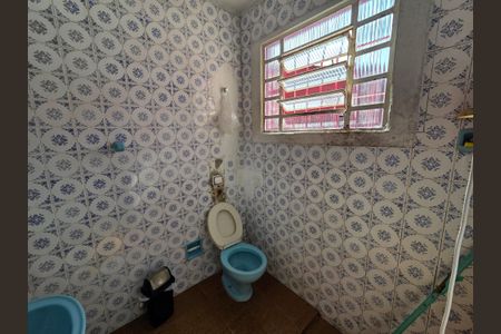 Casa para alugar com 190m², 3 quartos e 4 vagasBanheiro social