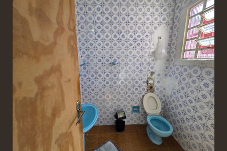 Casa para alugar com 190m², 3 quartos e 4 vagasBanheiro social