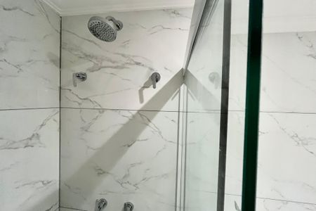 Apartamento à venda com 146m², 2 quartos e 2 vagasBanheiro da suite 1