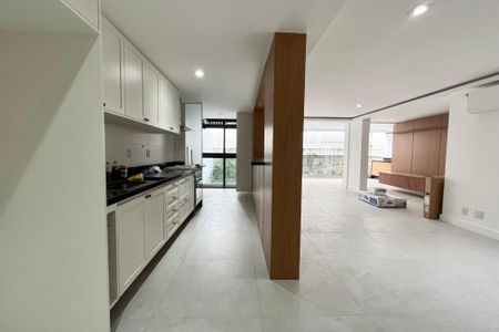 Apartamento à venda com 146m², 2 quartos e 2 vagasCozinha