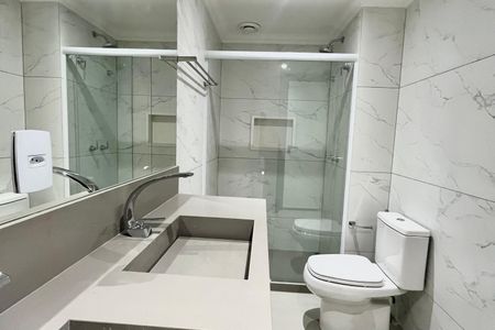 Apartamento à venda com 146m², 2 quartos e 2 vagasBanheiro da suite 1