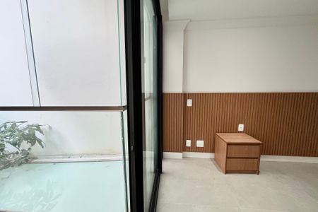 Apartamento à venda com 146m², 2 quartos e 2 vagasSuite 