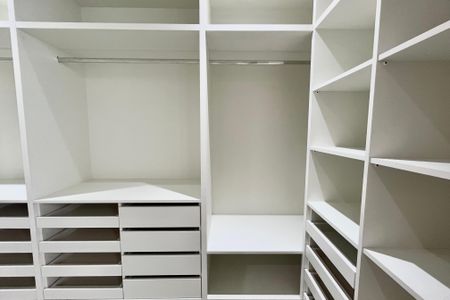Apartamento à venda com 146m², 2 quartos e 2 vagasCloset da suite 1