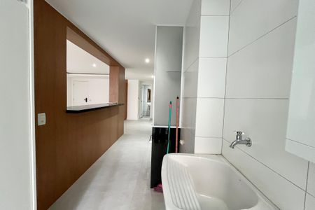 Apartamento à venda com 146m², 2 quartos e 2 vagasÁrea de Serviço