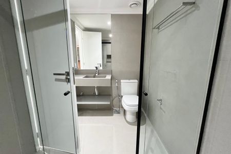 Apartamento à venda com 146m², 2 quartos e 2 vagasBanheiro social 
