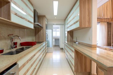 Apartamento à venda com 134m², 3 quartos e 3 vagas