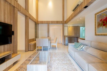 Apartamento à venda com 3 quartos, 134m² em Vila Cordeiro, São Paulo