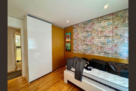 Apartamento à venda com 4 quartos, 290m² em Campo Belo, São Paulo