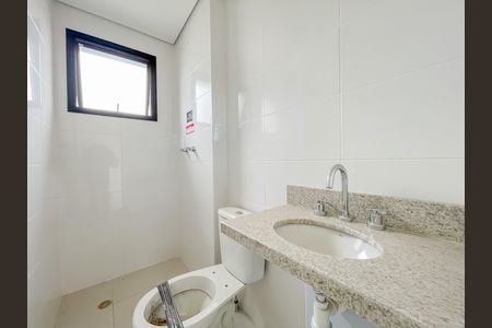 Apartamento à venda com 50m², 2 quartos e 2 vagas Apartamento à venda com 50m², 2 quartos e 2 vagasBanheiro da Suíte