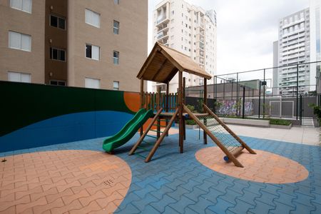 Apartamento à venda com 50m², 2 quartos e 2 vagas Apartamento à venda com 50m², 2 quartos e 2 vagasÁrea comum - Playground