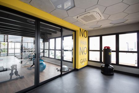 Apartamento à venda com 50m², 2 quartos e 2 vagas Apartamento à venda com 50m², 2 quartos e 2 vagasÁrea comum - Academia