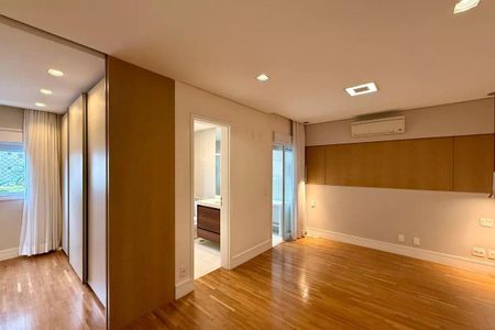 Apartamento à venda com 163m², 3 quartos e 3 vagas