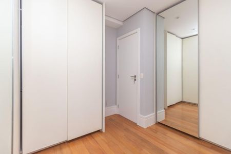 Apartamento à venda com 167m², 3 quartos e 3 vagas