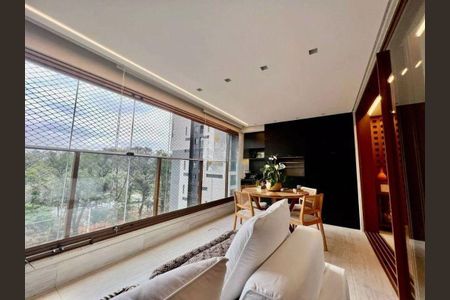Apartamento à venda com 3 quartos, 146m² em Campo Belo, São Paulo