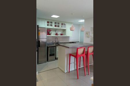 Apartamento à venda com 2 quartos, 92m² em Jardim das Acacias, São Paulo