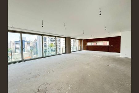 Apartamento à venda com 335m², 3 quartos e 4 vagas