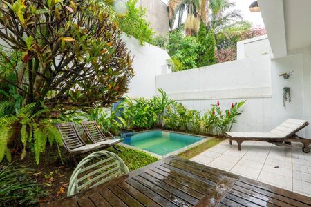 Casa à venda com 3 quartos, 210m² em Brooklin, São Paulo
