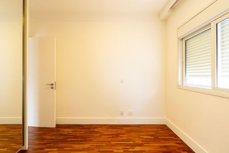 Apartamento à venda com 3 quartos, 134m² em Vila Cordeiro, São Paulo
