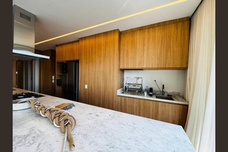 Apartamento à venda com 189m², 3 quartos e 3 vagas