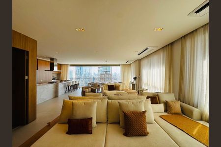 Apartamento à venda com 189m², 3 quartos e 3 vagas