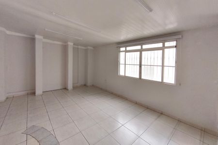 Casa para alugar com 251m², 3 quartos e 2 vagasEdícula - Sala