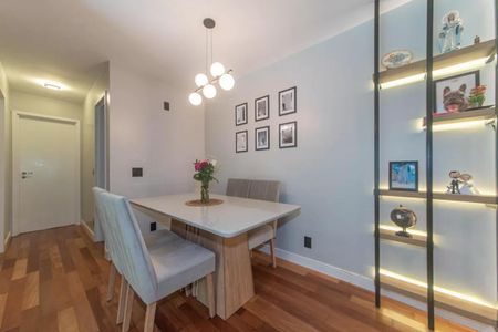 Apartamento à venda com 2 quartos, 94m² em Vila Cordeiro, São Paulo
