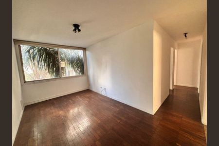 Apartamento à venda com 3 quartos, 72m² em Cerqueira César, São Paulo