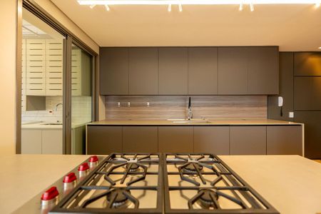 Apartamento à venda com 258m², 3 quartos e 4 vagas