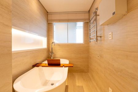 Apartamento à venda com 258m², 3 quartos e 4 vagas