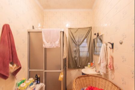 Casa à venda com 250m², 3 quartos e 2 vagasBanheiro