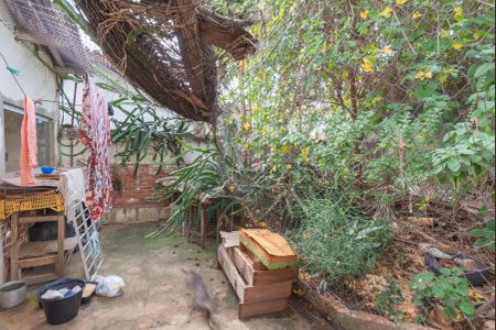 Casa à venda com 250m², 3 quartos e 2 vagasQuintal