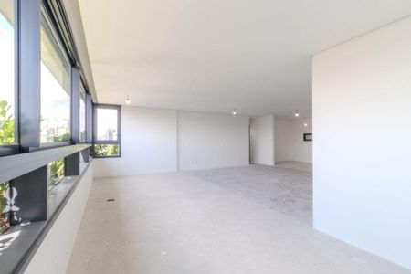 Apartamento à venda com 394m², 3 quartos e 4 vagas
