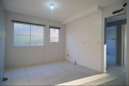 Apartamento para alugar com 47m², 2 quartos e 1 vagaSala/Cozinha