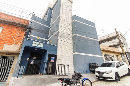Apartamento para alugar com 28m², 1 quarto e sem vaga Apartamento para alugar com 28m², 1 quarto e sem vagaFachada + Placa