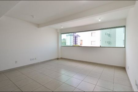 Apartamento à venda com 85m², 3 quartos e 2 vagas Apartamento à venda com 85m², 3 quartos e 2 vagasSala Ambientes