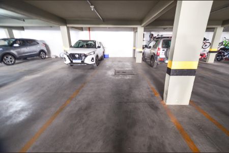 Apartamento à venda com 85m², 3 quartos e 2 vagas Apartamento à venda com 85m², 3 quartos e 2 vagasGaragem
