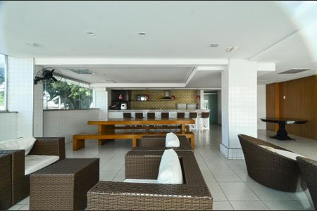 Apartamento à venda com 85m², 3 quartos e 2 vagas Apartamento à venda com 85m², 3 quartos e 2 vagasÁrea comum - Churrasqueira