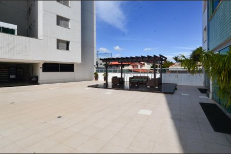 Apartamento à venda com 85m², 3 quartos e 2 vagas Apartamento à venda com 85m², 3 quartos e 2 vagasÁrea comum