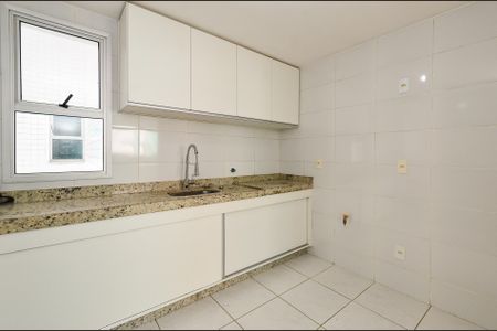 Apartamento à venda com 85m², 3 quartos e 2 vagas Apartamento à venda com 85m², 3 quartos e 2 vagasCozinha