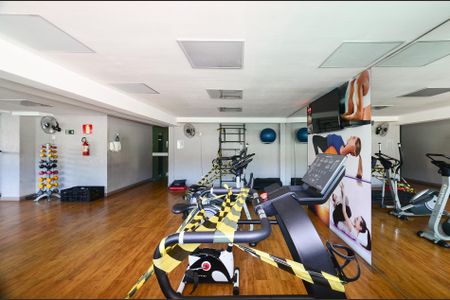 Apartamento à venda com 85m², 3 quartos e 2 vagas Apartamento à venda com 85m², 3 quartos e 2 vagasÁrea comum - Academia