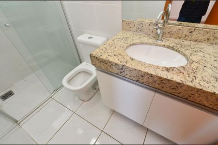 Apartamento à venda com 85m², 3 quartos e 2 vagas Apartamento à venda com 85m², 3 quartos e 2 vagasBanheiro Suíte